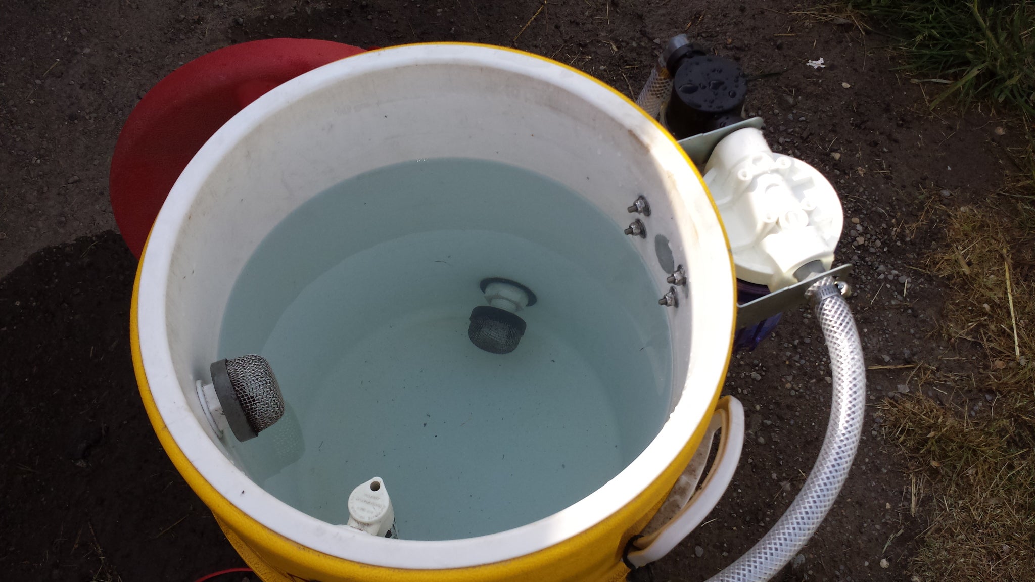 10 Gallon Water Cooler Bait Tank (Updated)